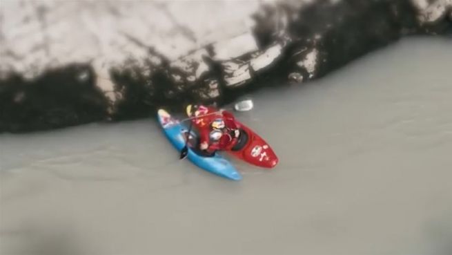 go to Wilde Wasserfälle: Objektiv zaubert Mini-Kajakfahrt